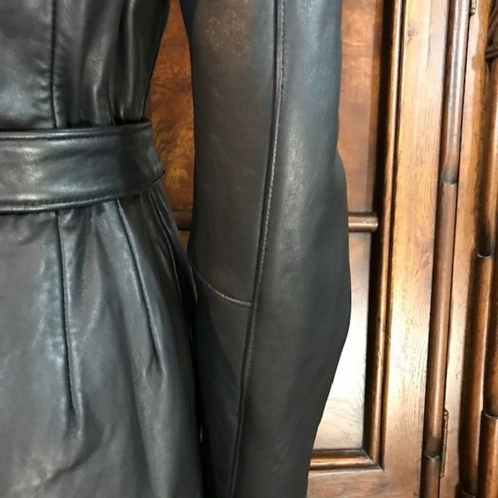 Kasper Genuine Leather Belted Removable Faux Fur Collar Coat - Picture 13 of 16